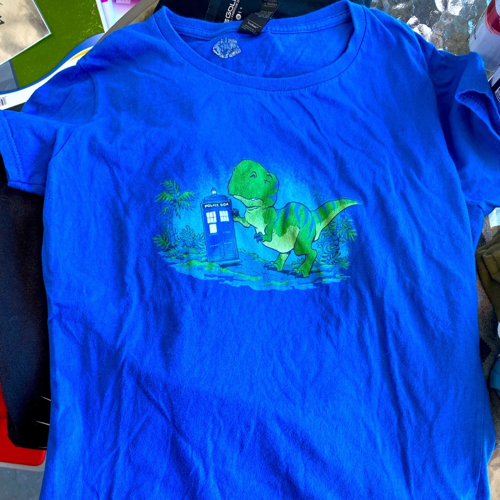 Doctor Who TARDIS T-shirt